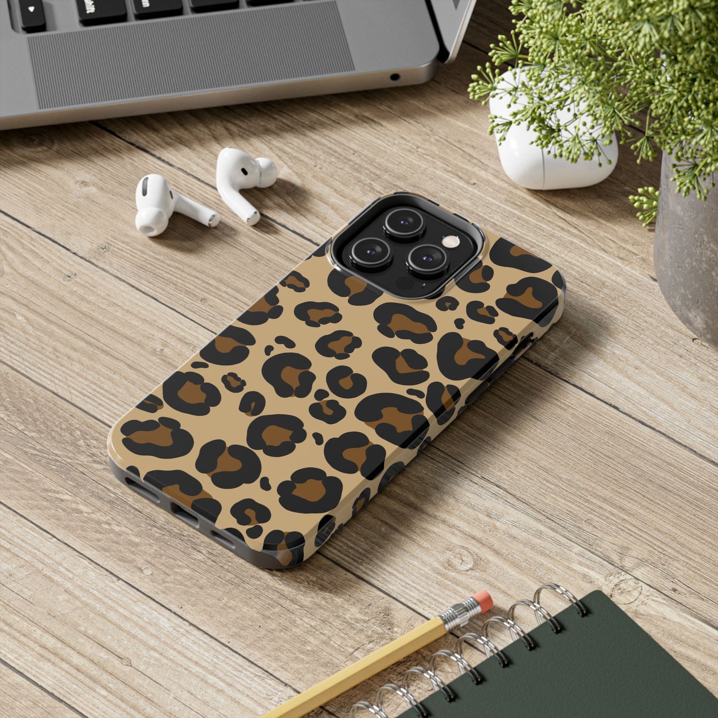 Chic Leopard Print Tough Phone Case - Durable Protection with Style